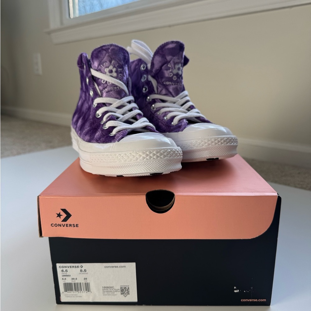 BRAND NEW- Golf ale Fleur Velvet High-tops